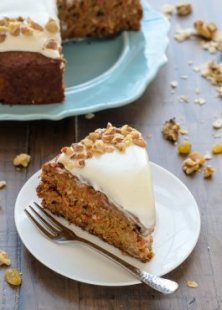 Drain Carrot Cake. An excellent carrot dessert dish which is therefore damp. Well known!