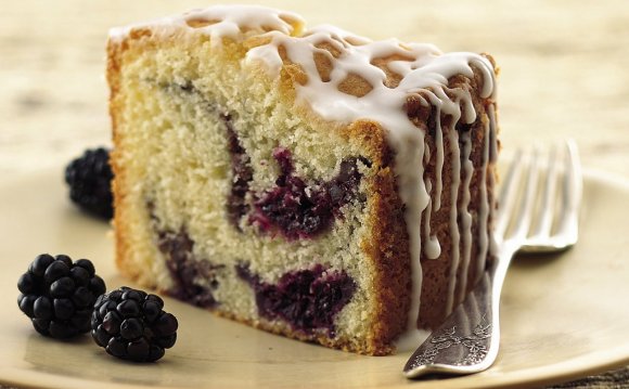 Blackberry Coffee Cake