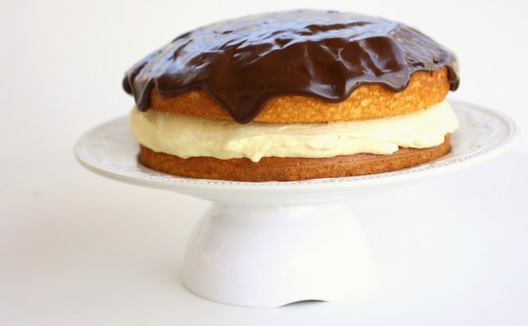 Boston Cream Pie - easy and