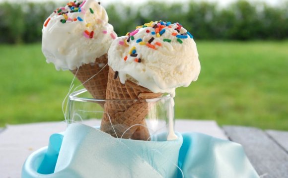 Cake batter ice cream