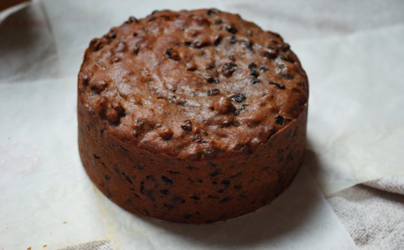 Easy Christmas Fruit Cake