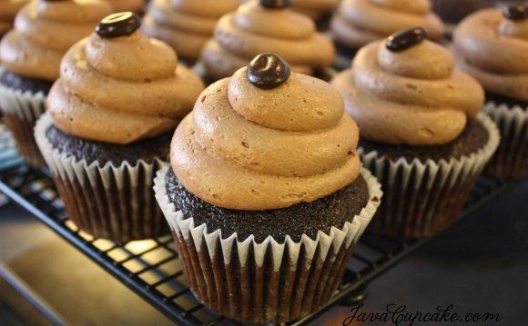 Coffee & Caramel Cupcake Round