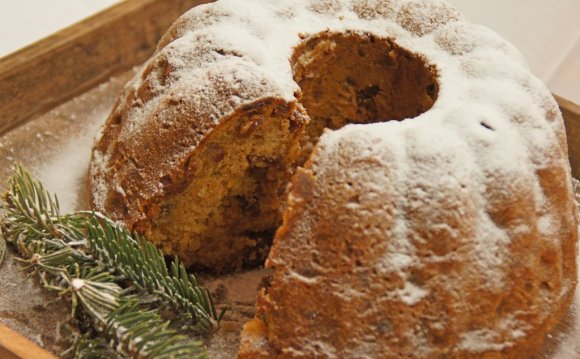 English Christmas Fruit Cake