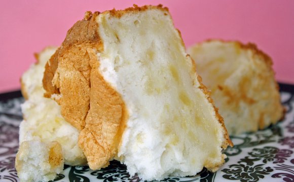 Pineapple Angel Food Cake