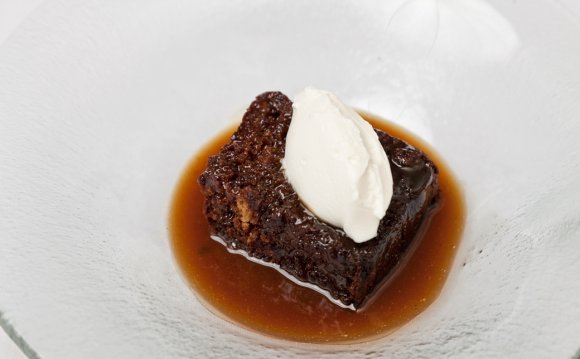 Sticky toffee pudding