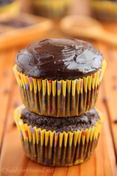 An easy, no-mixer-required dish for thin dark chocolate cupcakes. They taste so decadent - you cannot tell they are lightened up anyway!