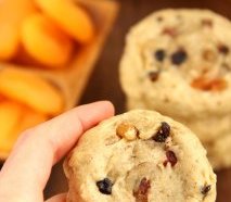 Fruitcake Cookies -- a healthy and balanced angle in the vacation classic. Smooth, thick & so addictive!