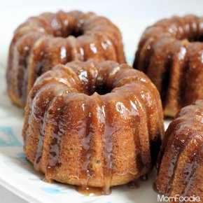 Mini Bundt Banana Cakes mini bundt - banana cakes