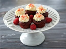 Mini Red Velvet Cupcakes