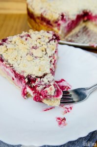 Raspberry and Cream Cake