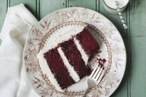 red velvet dessert