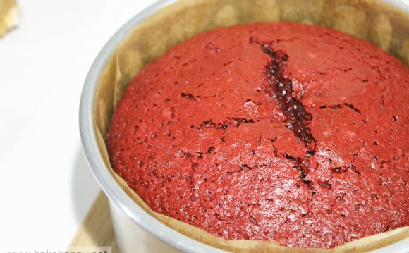 Super moist Red Velvet cake recipe